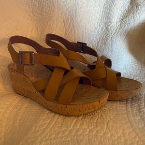 Korks Women's Mustard Wedge Sandals Size 11 With 3” Heel NWOT